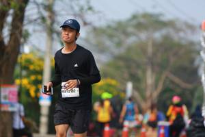 BIB: 4182
                            <button type="button" onclick="openModal(9918183)" class="btn btn-primary btn-sm float-right btn-popup" data-toggle="modal" data-target=".modal-high-quality">
                        <i class="fas fa-shopping-cart"></i> Add to Cart
                    </button>
                                            <button type="button" onclick="isThisMe(9918183, true)" class="btn btn-success btn-sm float-right btn-popup btn-isme hidden" data-toggle="tooltip" data-placement="bottom" title="นี่คือรูปของคุณใช่ไหม คลิกที่นี่เพื่อเอาเข้าอัลบั้ม">
                        <i class="fas fa-plus"></i> Add to album
                    </button>
                    <button type="button" onclick="isThisMe(9918183, false)" class="btn btn-warning btn-sm float-right btn-popup btn-isnotme hidden">
                        <i class="fas fa-ban"></i> Remove from album
                    </button>